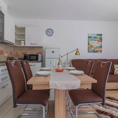 Lelle Relax Lelle W Ac & Terrace By Nw Апартаменты